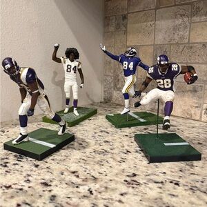 McFarlane  NFL Vikings Lot (4)